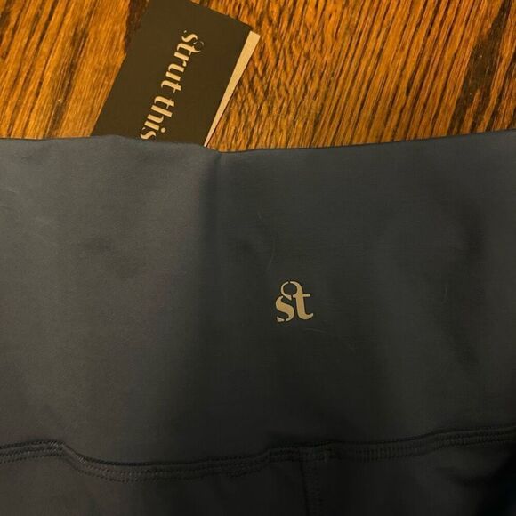 New Strut This Leggings - Picture 3 of 4